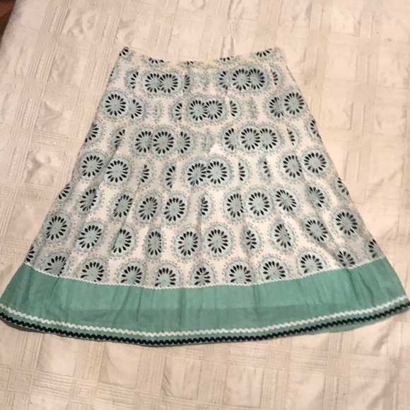 $10 Saturday Savings! Ann Taylor LOFT Textured Ric Rac Detailed Skirt - Picture 2 of 7